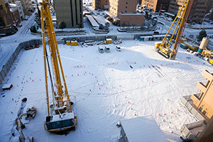 大雪に見舞われた日も工事は進みました